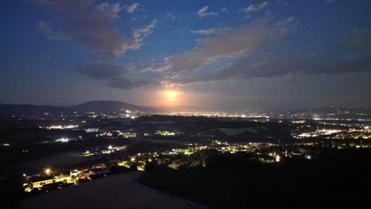 Casale Mille E Una Notte Perugia Buitenkant foto